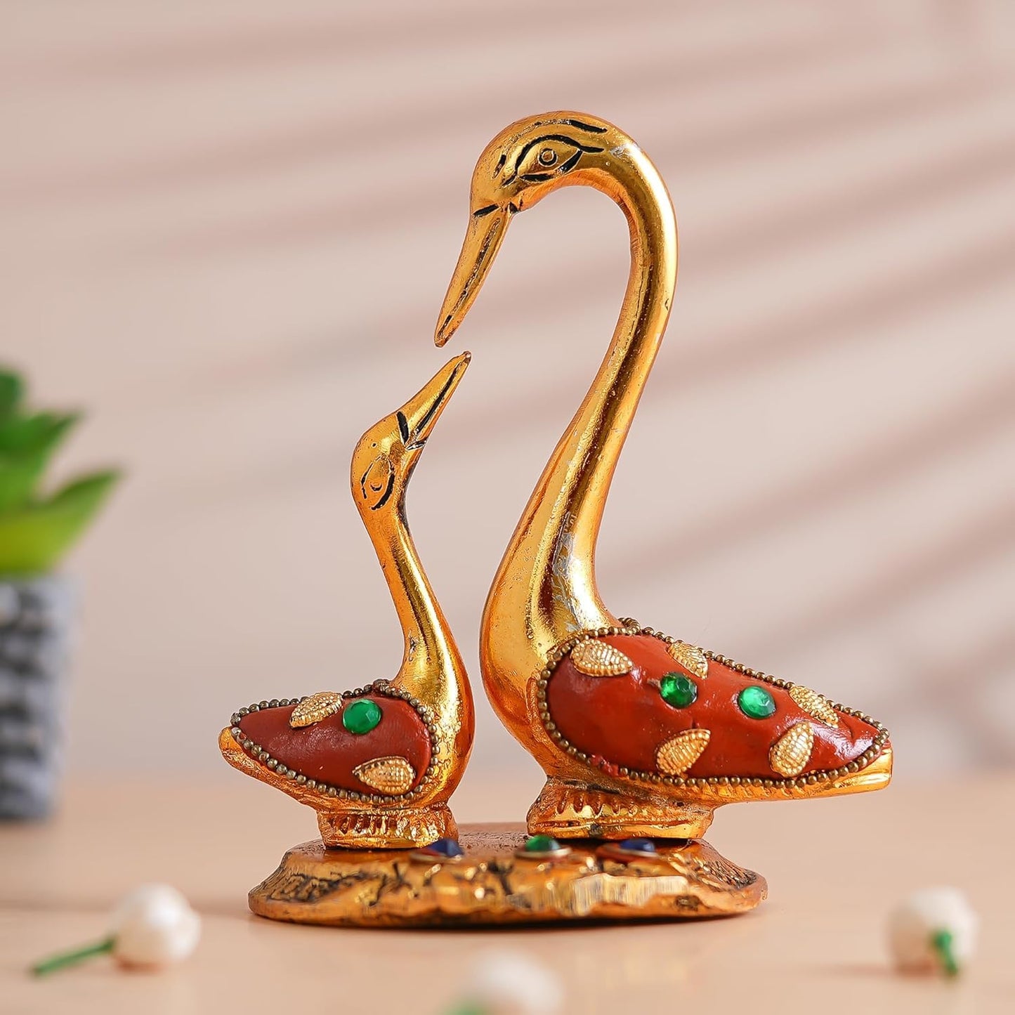 Webelkart Metal Kissing Duck Showpiece for Home and Office Decor Decor- Decorative Items for Home, Antique Home Decor (6 Inches)