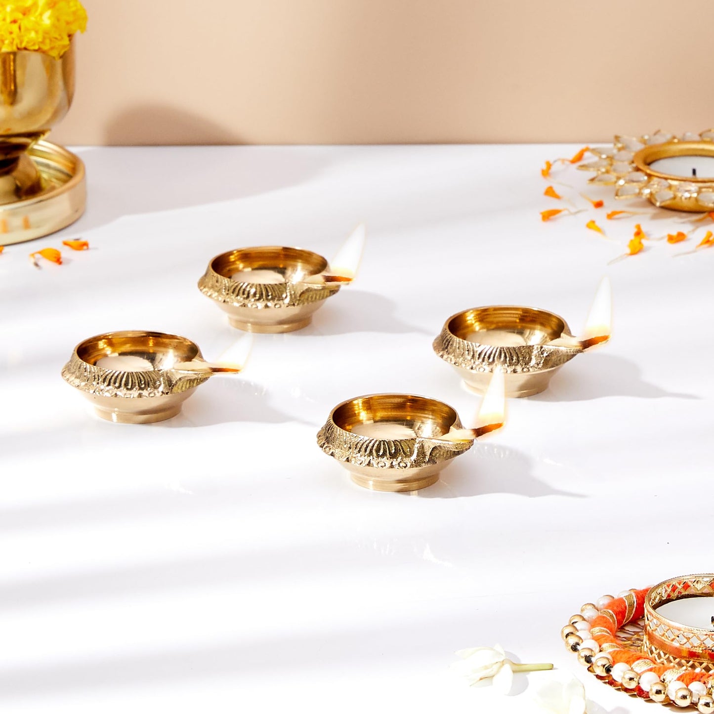 Amazon Brand - Solimo Brass Diya with Single Petals