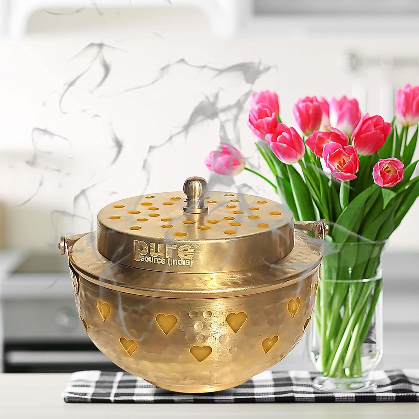 Pure Source India Brass Kapoor Dani, Aroma Diffuser, Bakhoor Dani, Incense Burner, Pack of 1(Star Cutting), Round
