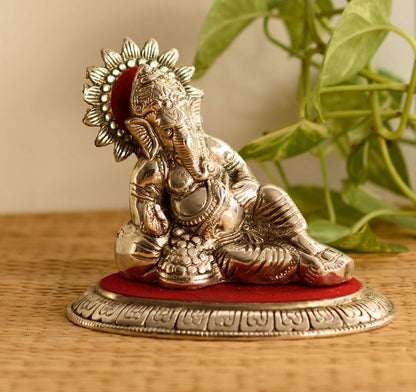 eCraftIndia Brown Resin Meditating Lord Shiva Statue | Lord Shiva Idol for Home Decor Pooja Room Office Car Dashboard | Shiv Murti | Shiv Idol Gift for Diwali Housewarming Maha Shivratri Birthday