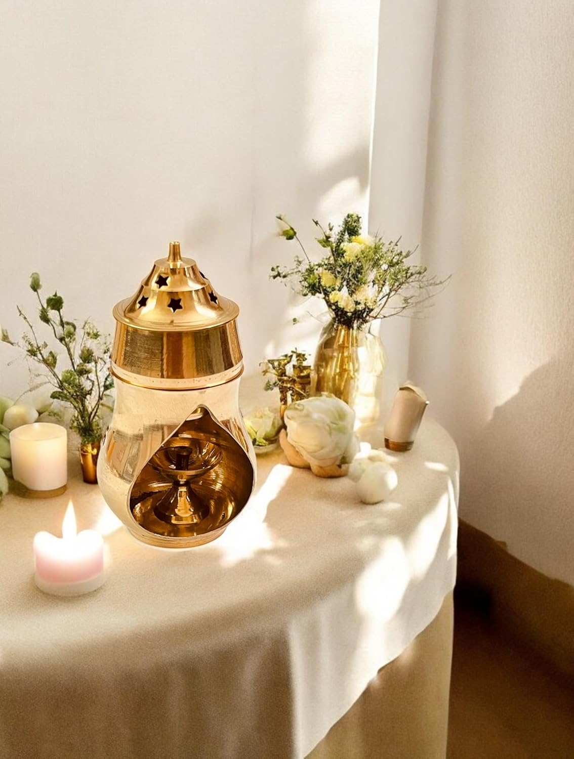 Brass Camphor Aroma Incense Burner Lamp Aroma Lamp Oil Burner Oil Diffuser with Diya (8.5cm x 8.5cm x 16cm)